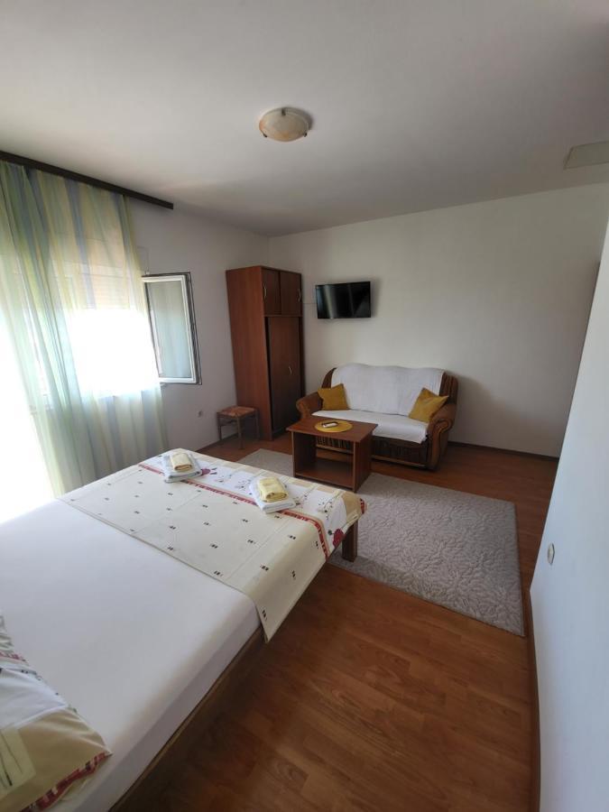 Apartmani Udovicic Trogir Exterior foto